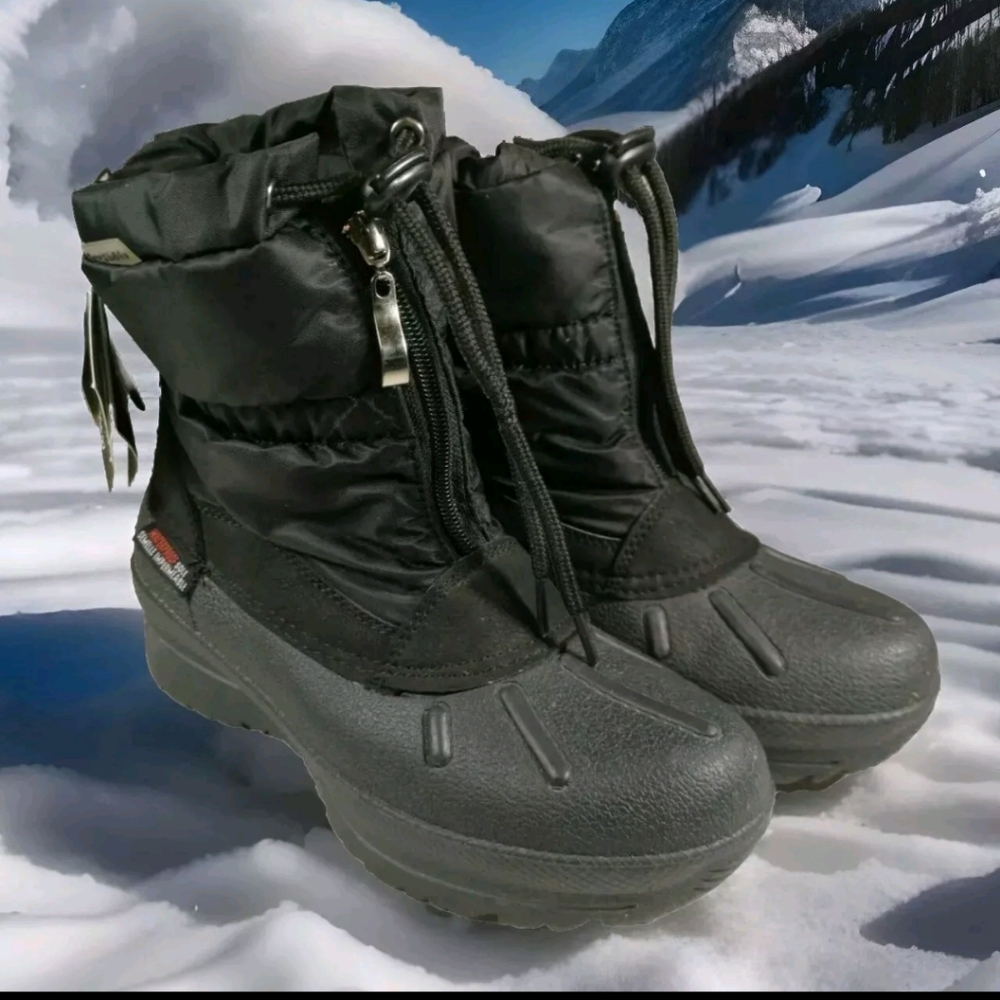 Kids Winter Boots New Ice Fields Size 7 Kendra Waterproof MSRP $55